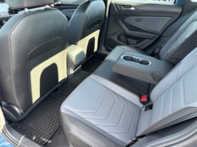 2025 Volkswagen Jetta GLI 2.0T Autobahn photo 16