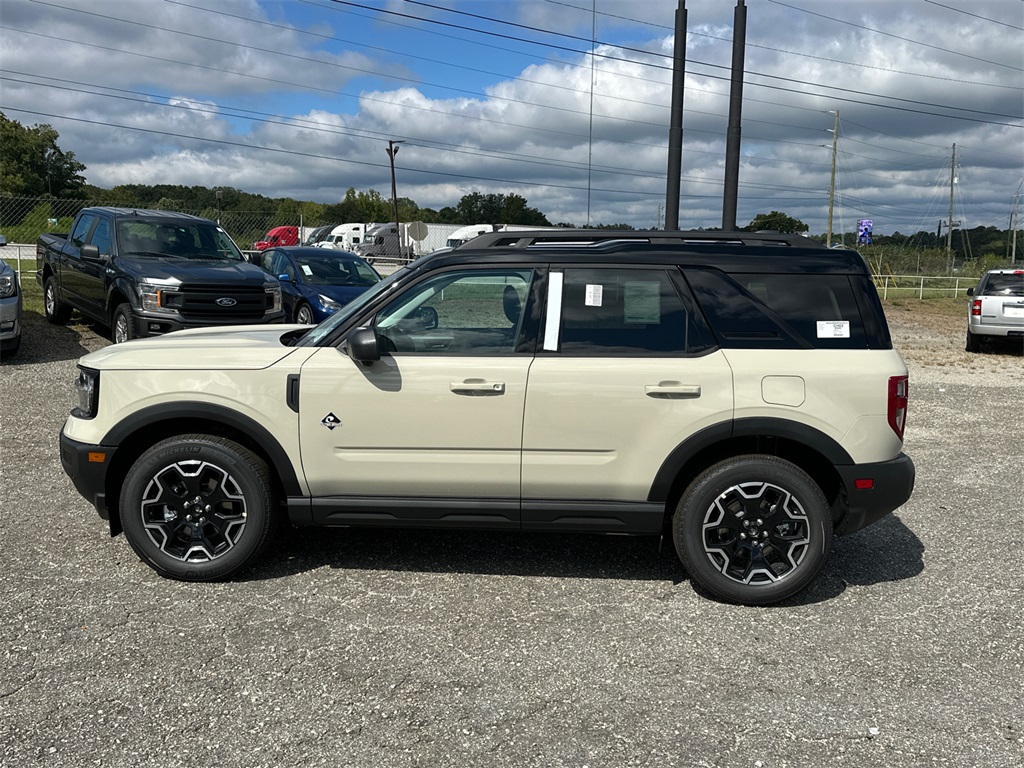 2025 Ford Bronco Sport Outer Banks photo 5
