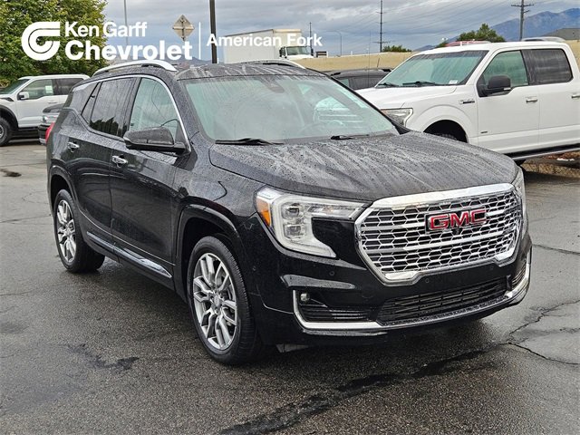 2022 GMC Terrain Denali's photo