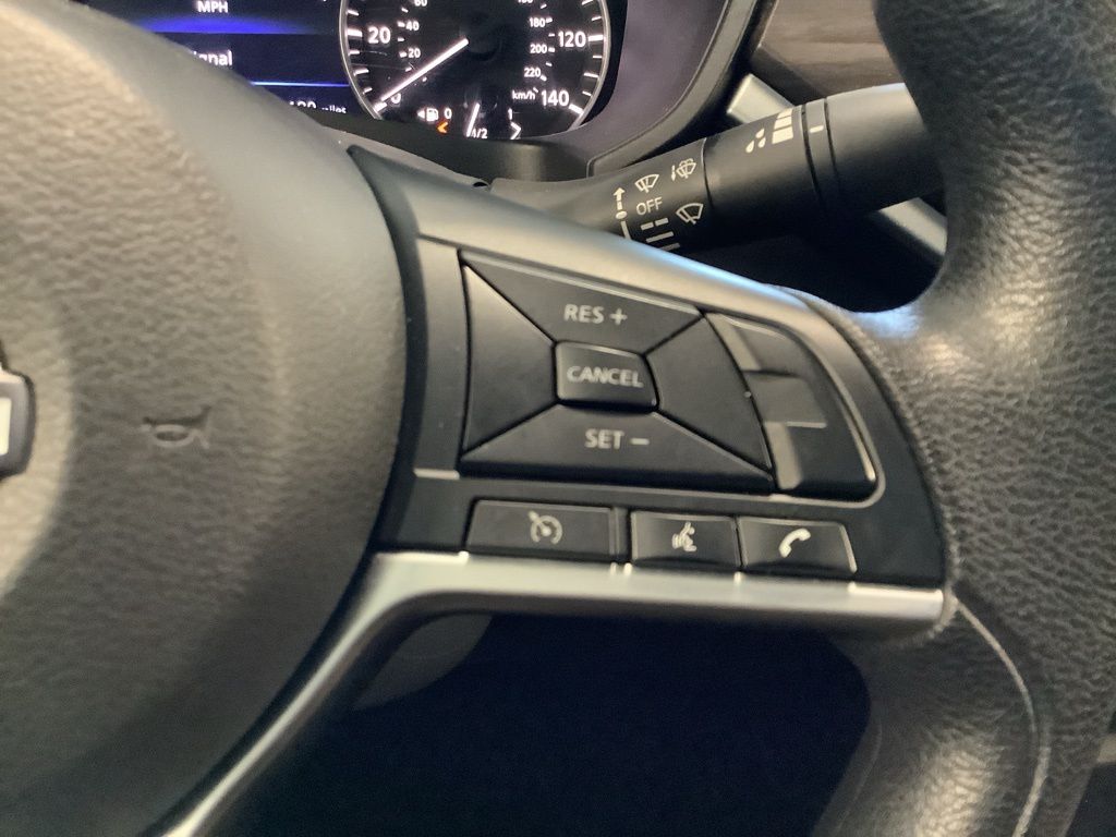 2024 Nissan Altima 2.5 SV photo 9