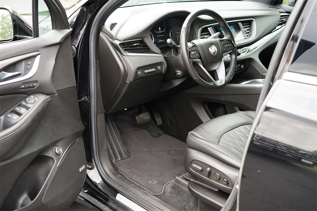 2022 Buick Enclave Avenir photo 13