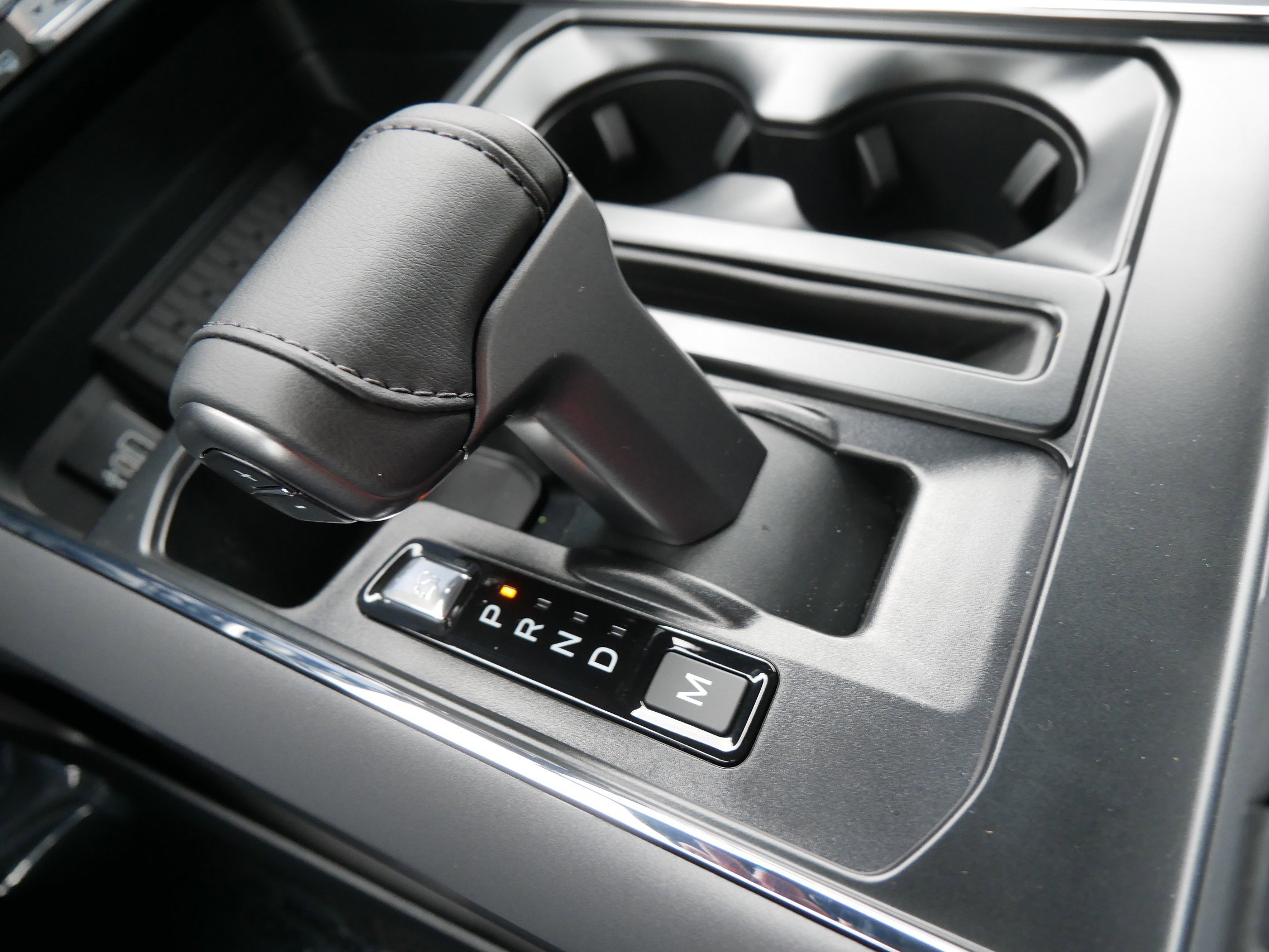 2025 Ford F-150 XLT photo 12