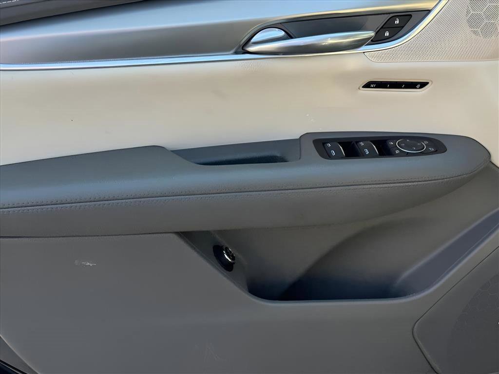 2019 Cadillac XT5 Luxury photo 23