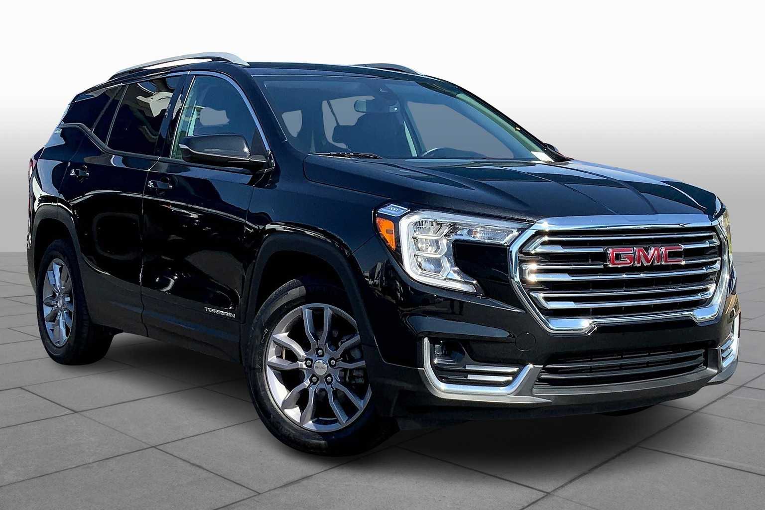 2024 Gmc Terrain SLT photo 2