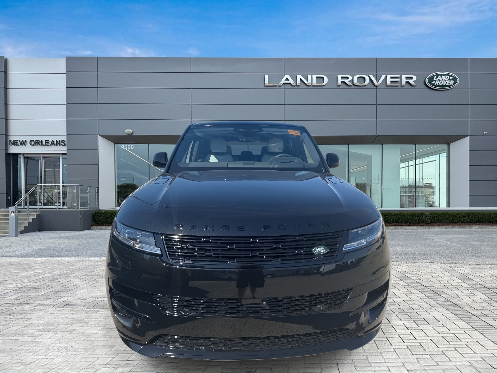 2025 Land Rover Range Rover Sport SE photo 4