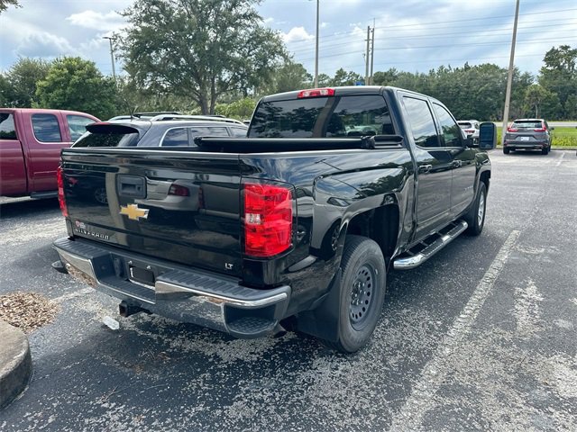 2018 Chevrolet Silverado 1500 LT photo 4