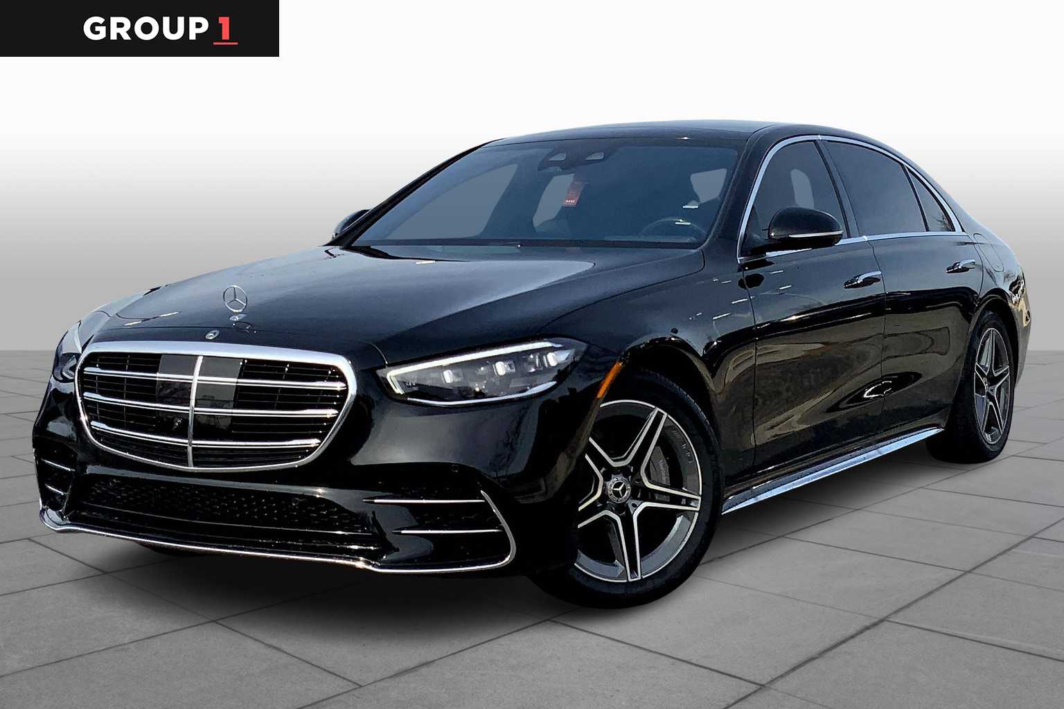 2025 Mercedes-Benz S-Class S 580e's photo