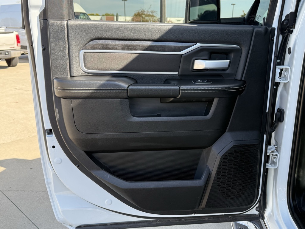 2024 Ram 2500 Big Horn photo 18