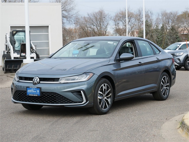 2026 Volkswagen Jetta 1.5T SE photo 4