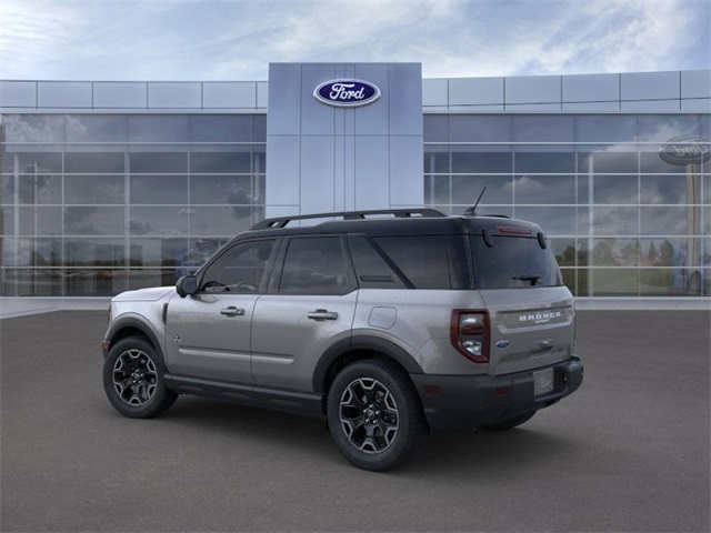 2025 Ford Bronco Sport Outer Banks photo 2