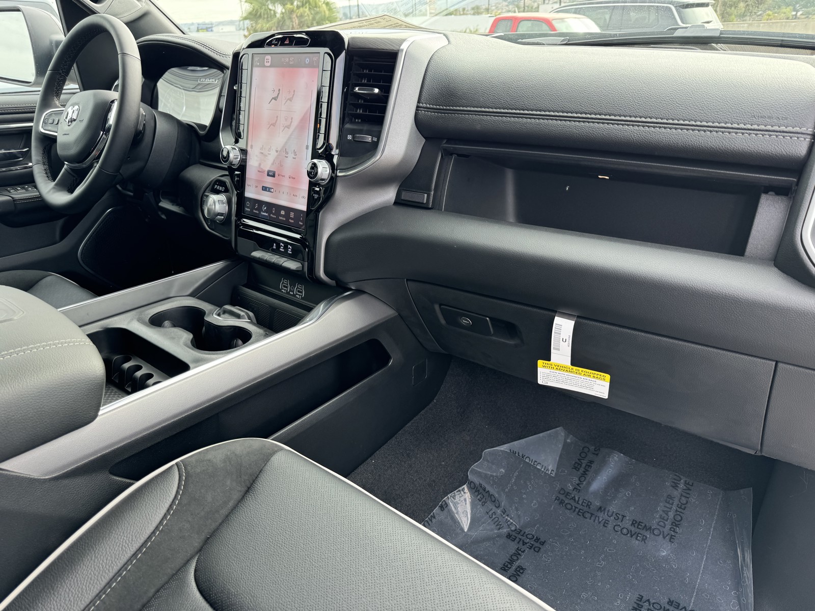 2025 Ram 1500 Laramie photo 8