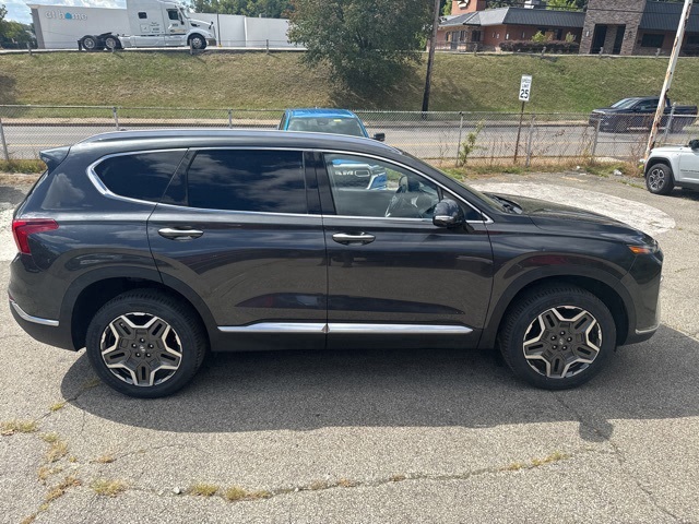 2023 Hyundai Santa Fe Limited photo 2