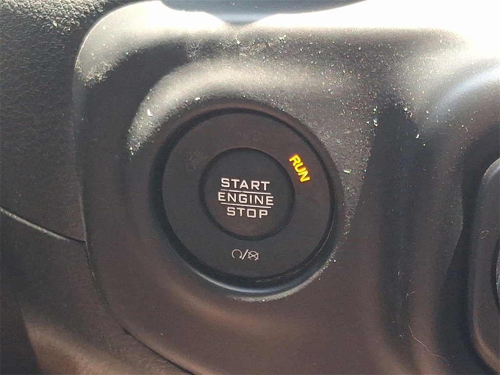 2021 Jeep Wrangler Unlimited Sahara photo 23