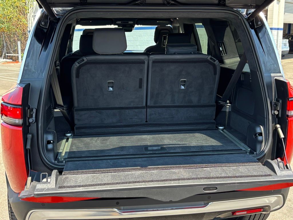 2024 Rivian R1S Adventure photo 22