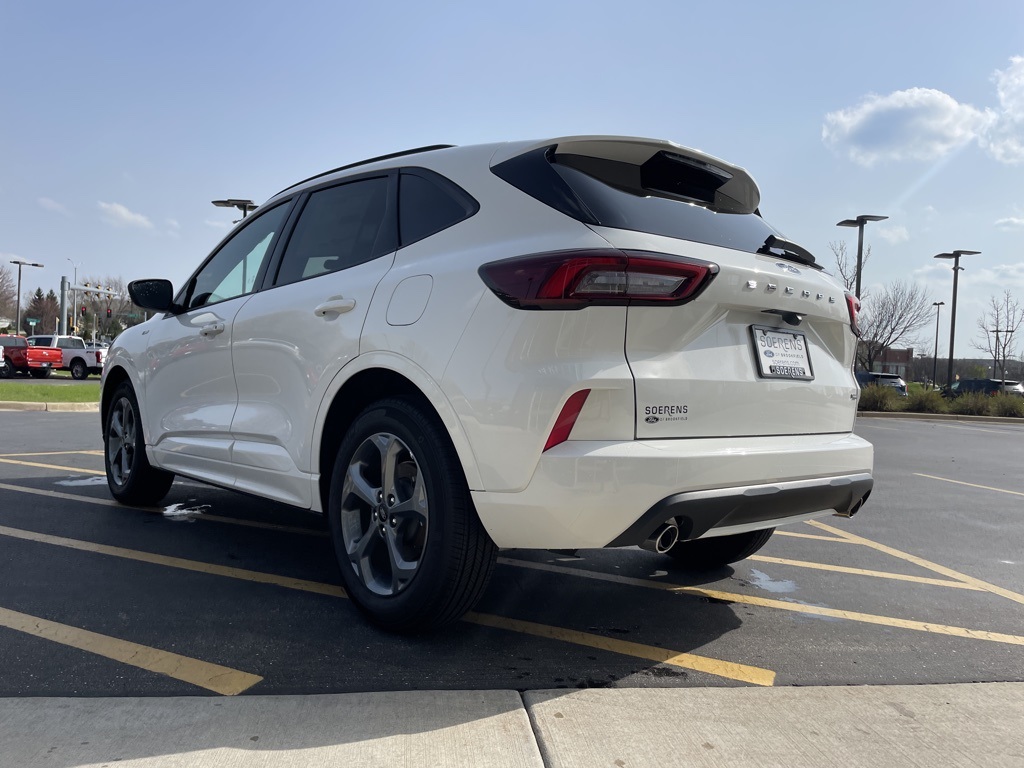 2024 Ford Escape Hybrid ST-Line photo 28