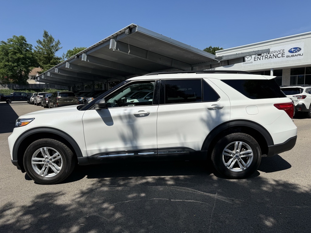2022 Ford Explorer XLT photo 8