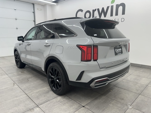 2022 Kia Sorento photo 2