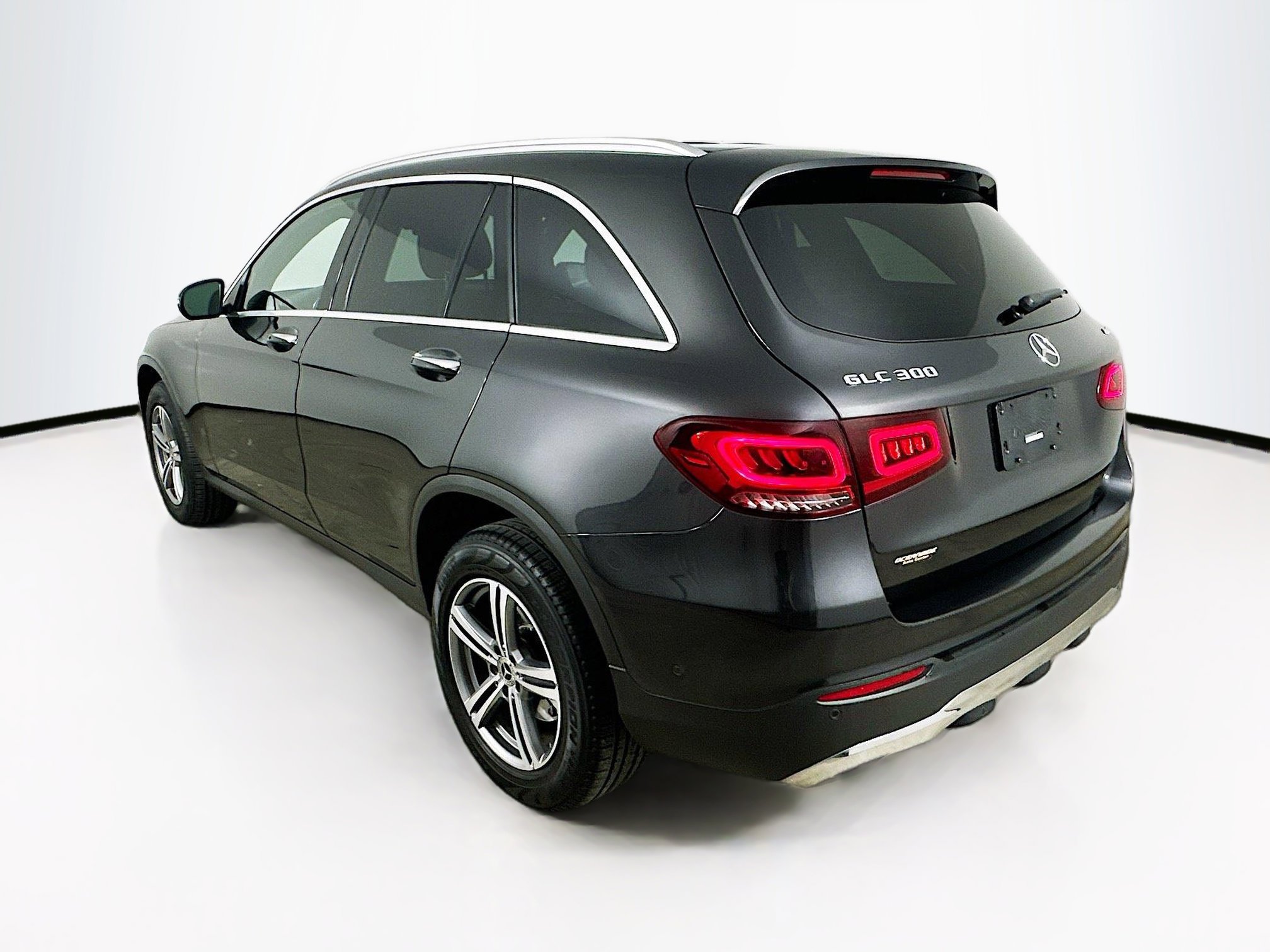 2022 Mercedes Benz GLC 300 4MATIC photo 5