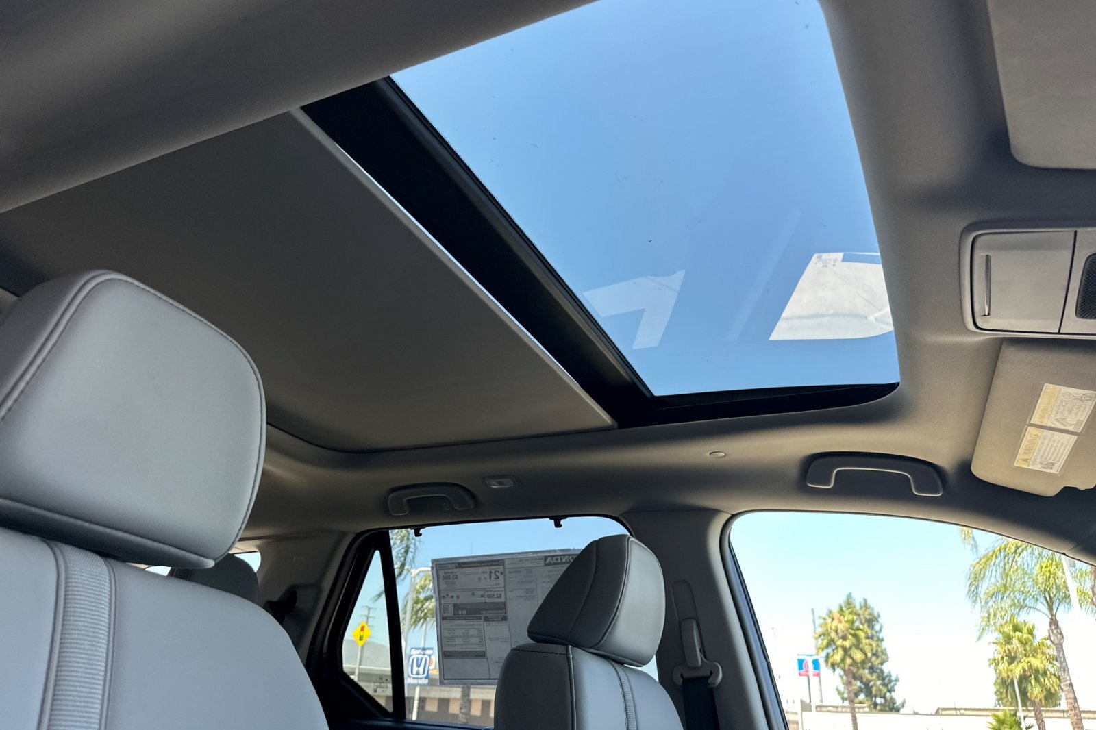 2025 Honda Pilot Touring photo 15