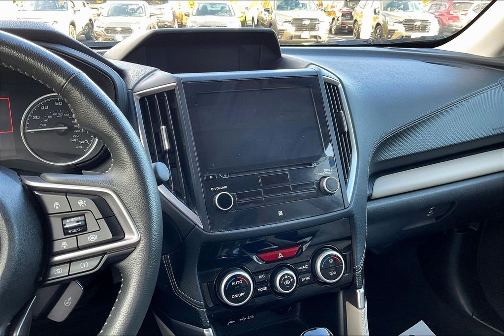 2022 Subaru Forester Limited photo 4