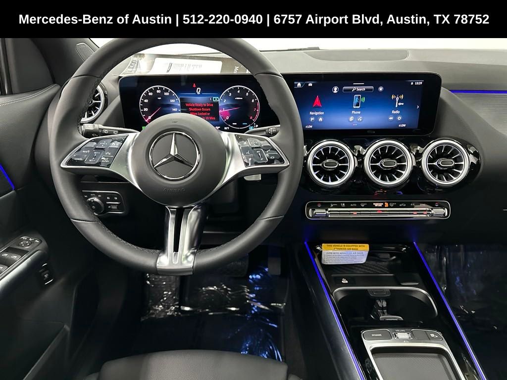 2025 Mercedes Benz GLA 250 photo 4