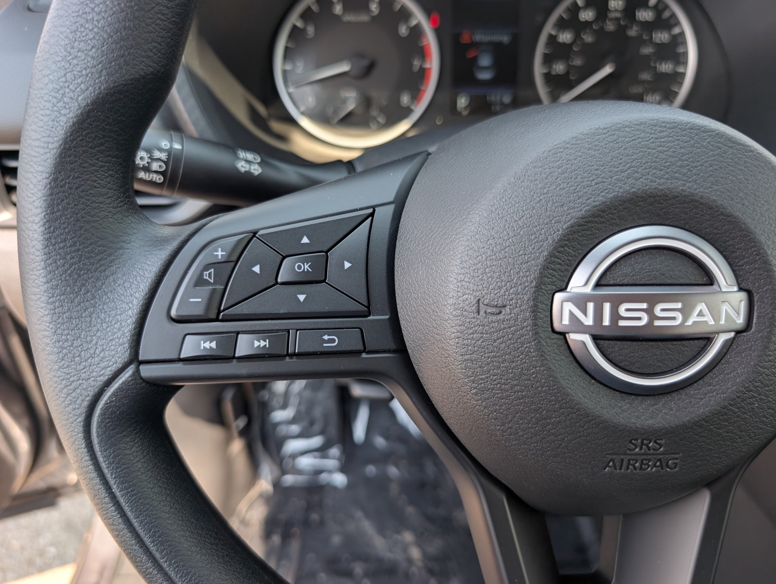 New 2025 GUN METALL Nissan S image 15