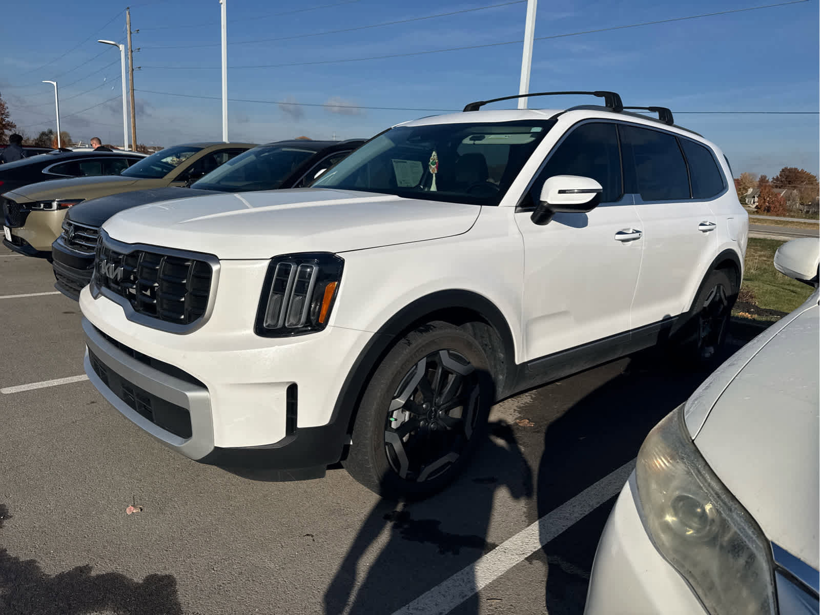2024 Kia Telluride S photo 2