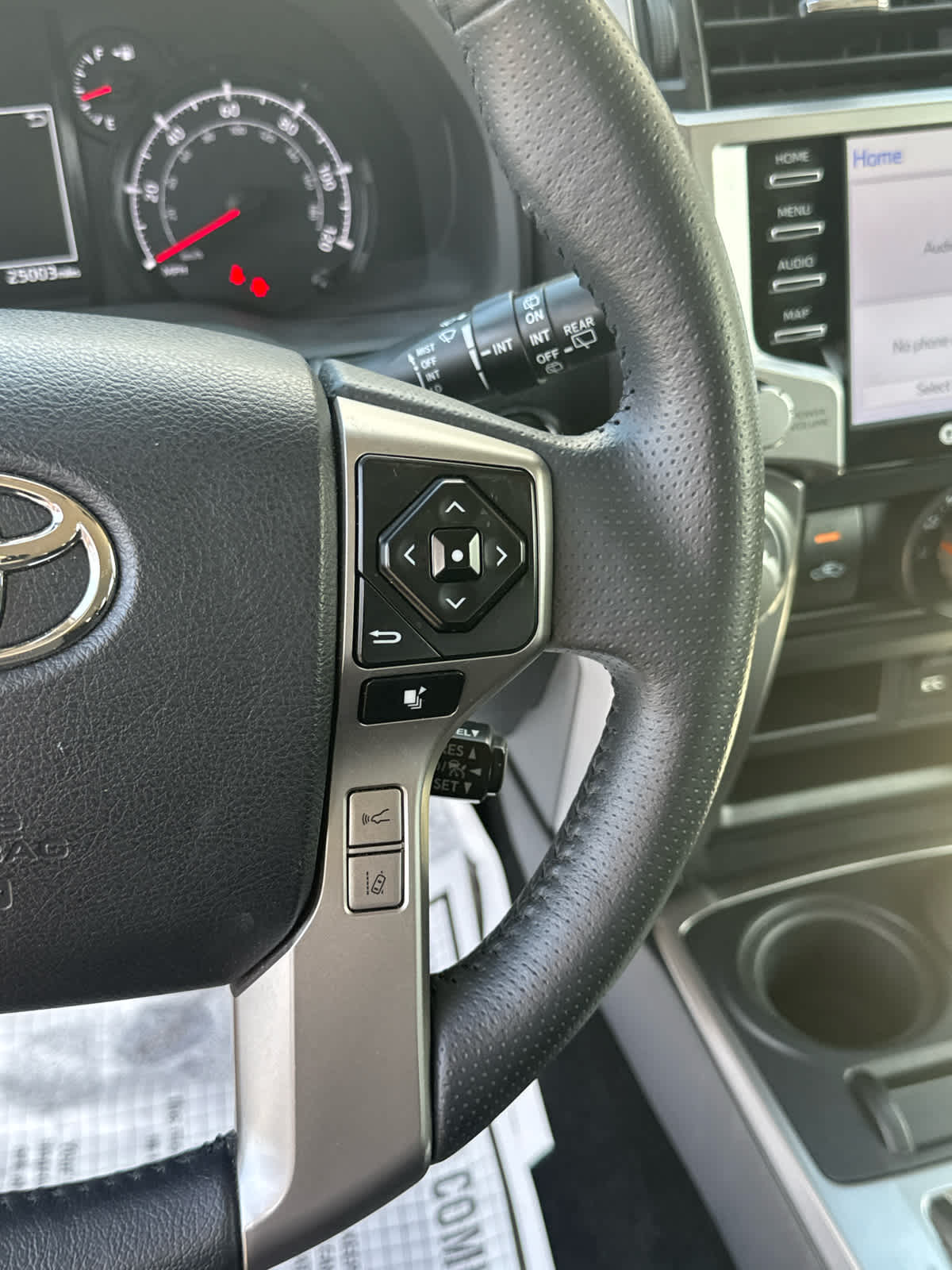 2024 Toyota 4Runner SR5 photo 18