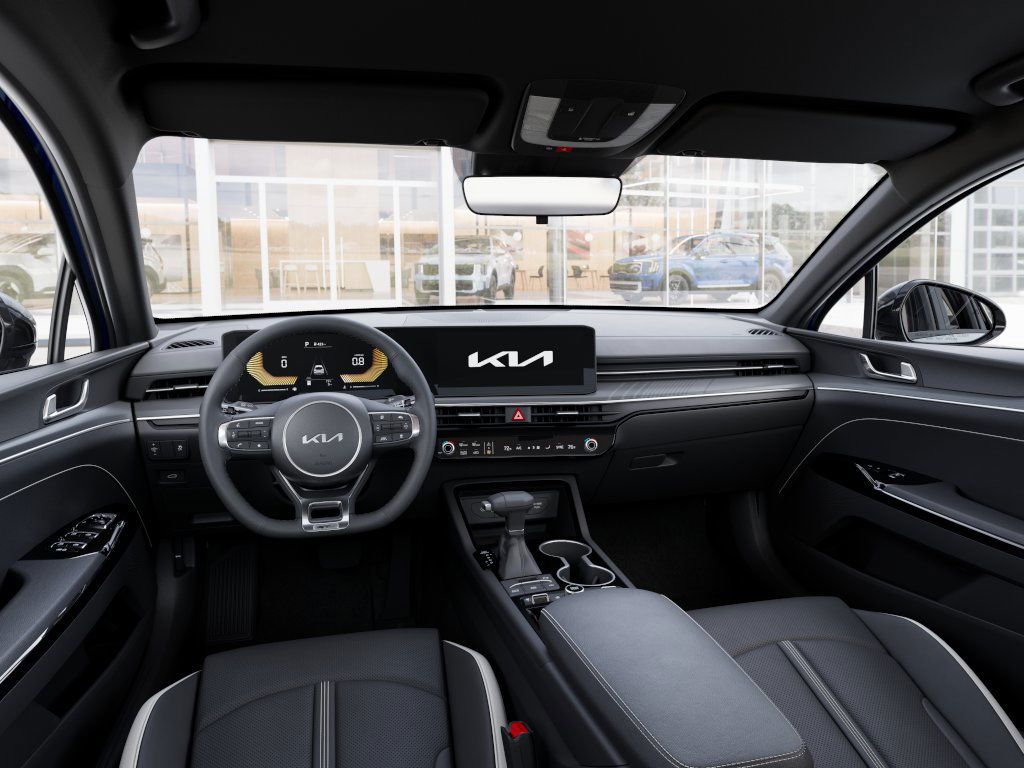 2026 Kia K5 GT-Line photo 14