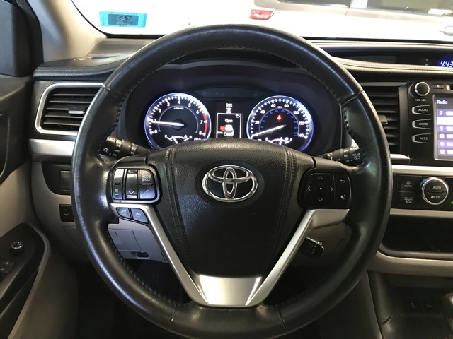 2015 Toyota Highlander XLE photo 20
