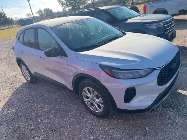 2026 Ford Escape Active photo 2