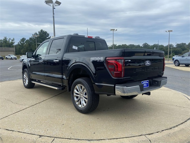 2025 Ford F-150 Lariat photo 4
