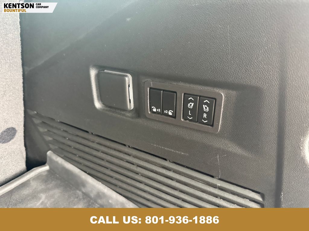 2024 Gmc Yukon Denali photo 36