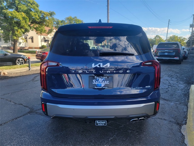 2025 Kia Telluride S photo 4