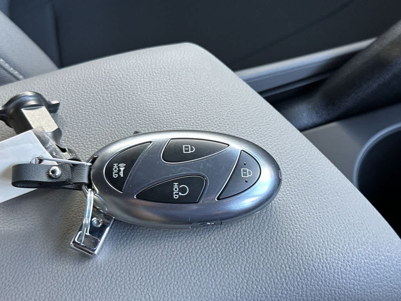 2025 Hyundai Elantra SEL Sport photo 22