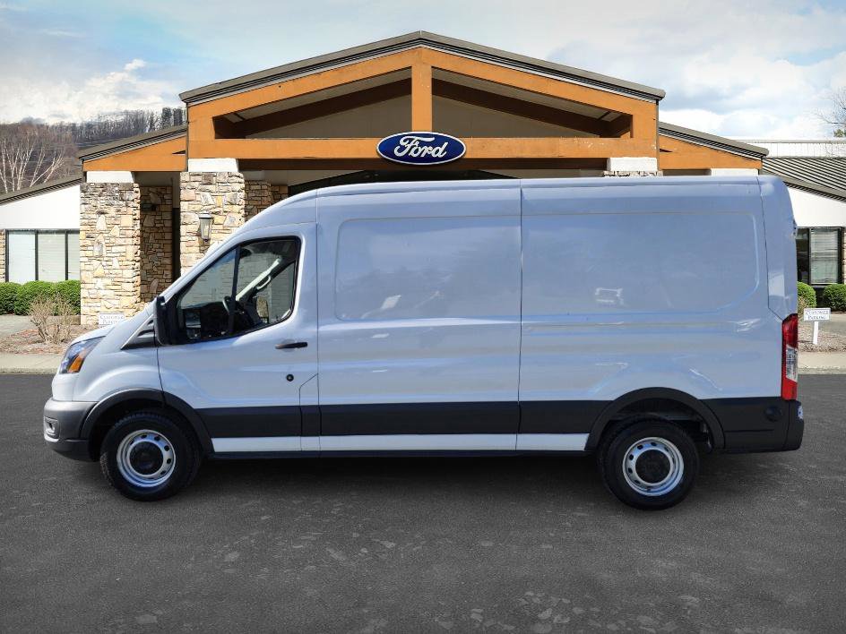 2024 Ford Transit Cargo Van photo 3