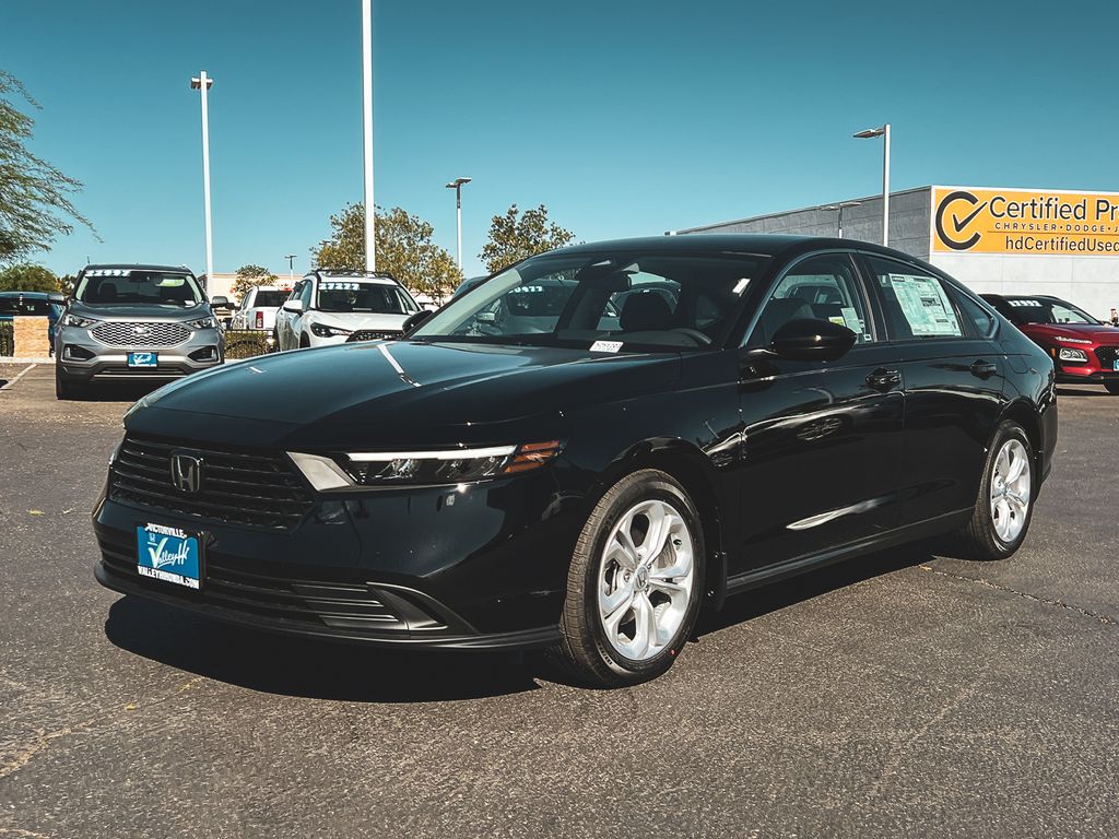 2025 Honda Accord LX photo 2