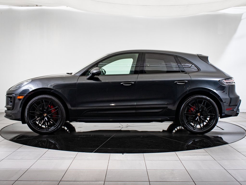 2023 Porsche Macan GTS photo 2