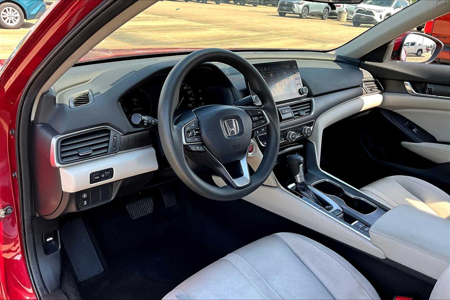 2018 Honda Accord EX 1.5T photo 14
