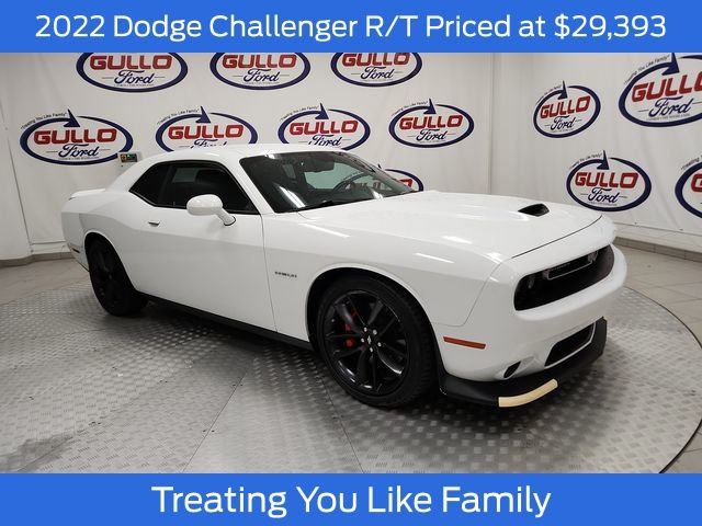 2022 Dodge Challenger R/T's photo