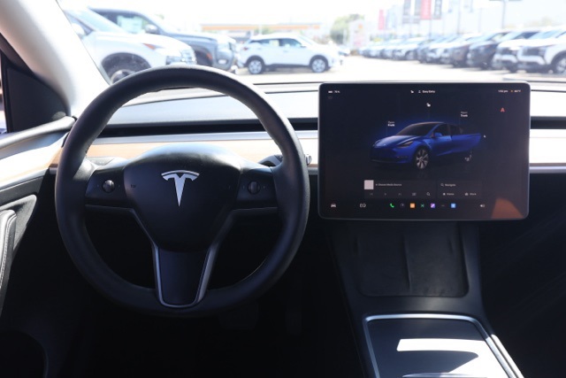 2023 Tesla Model Y Long Range photo 21