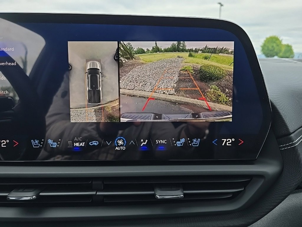 2025 Chevrolet Silverado EV LT photo 14