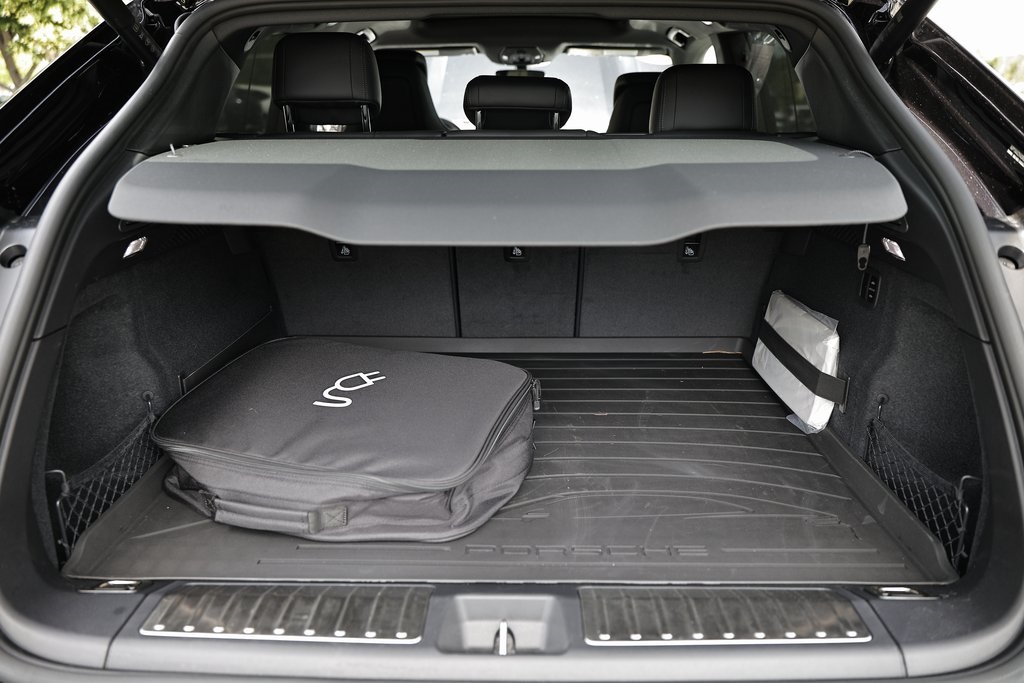 2024 Porsche Macan Electric 4 photo 27