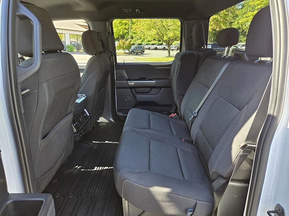 2023 Ford F-150 XLT photo 13