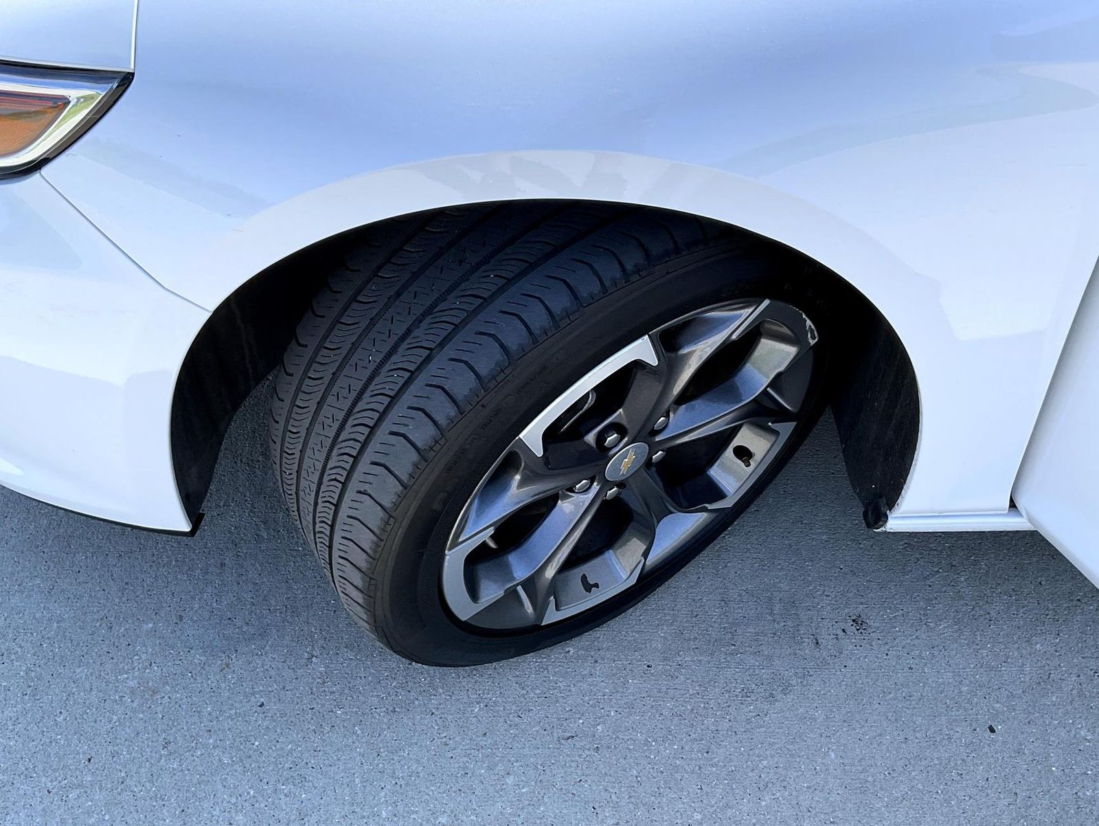 2023 Chevrolet Malibu 1LT photo 24