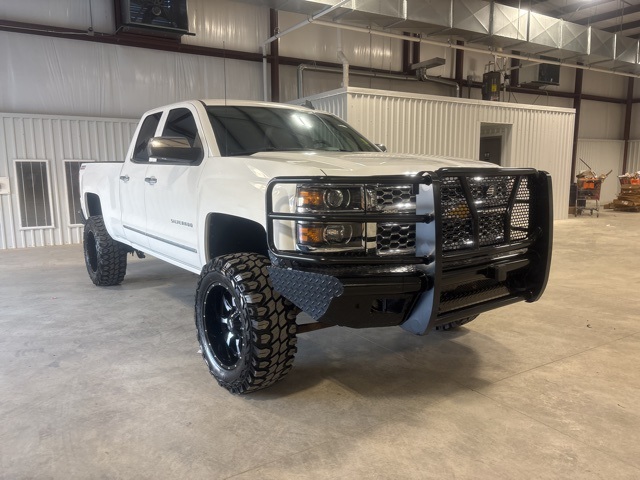 2015 Chevrolet Silverado 1500 LTZ photo 2
