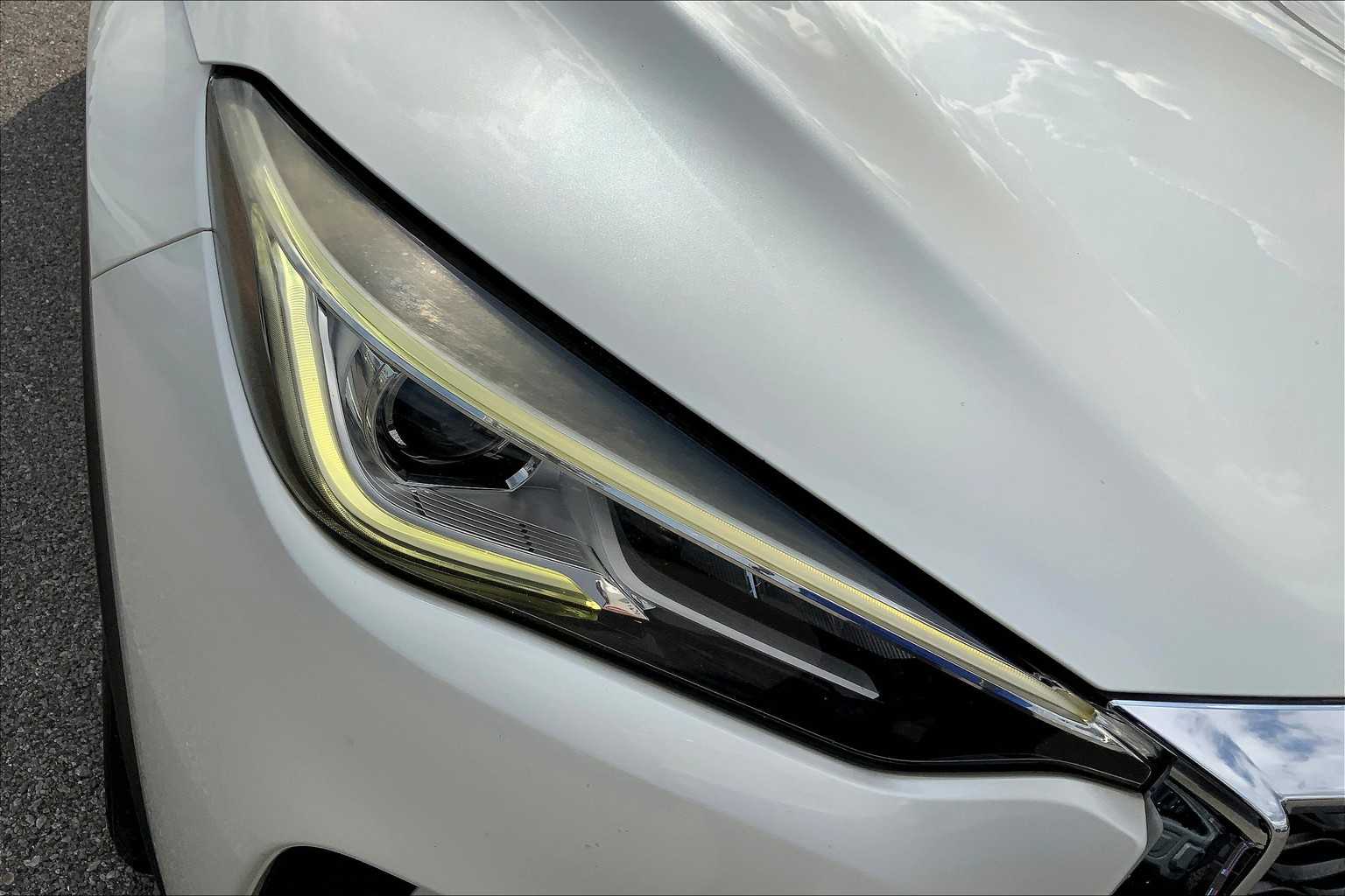 2019 Infiniti QX50 Essential photo 27