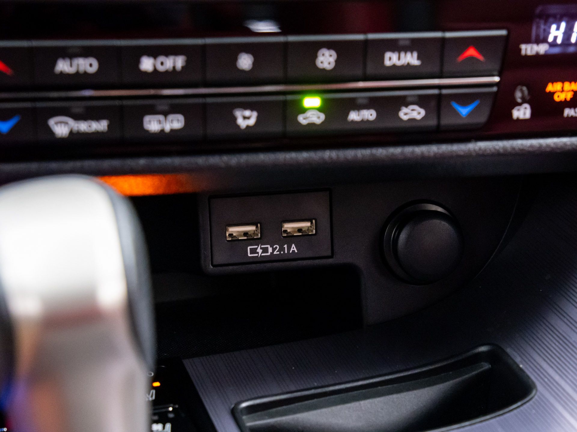 2022 Lexus RX 450h F SPORT photo 25