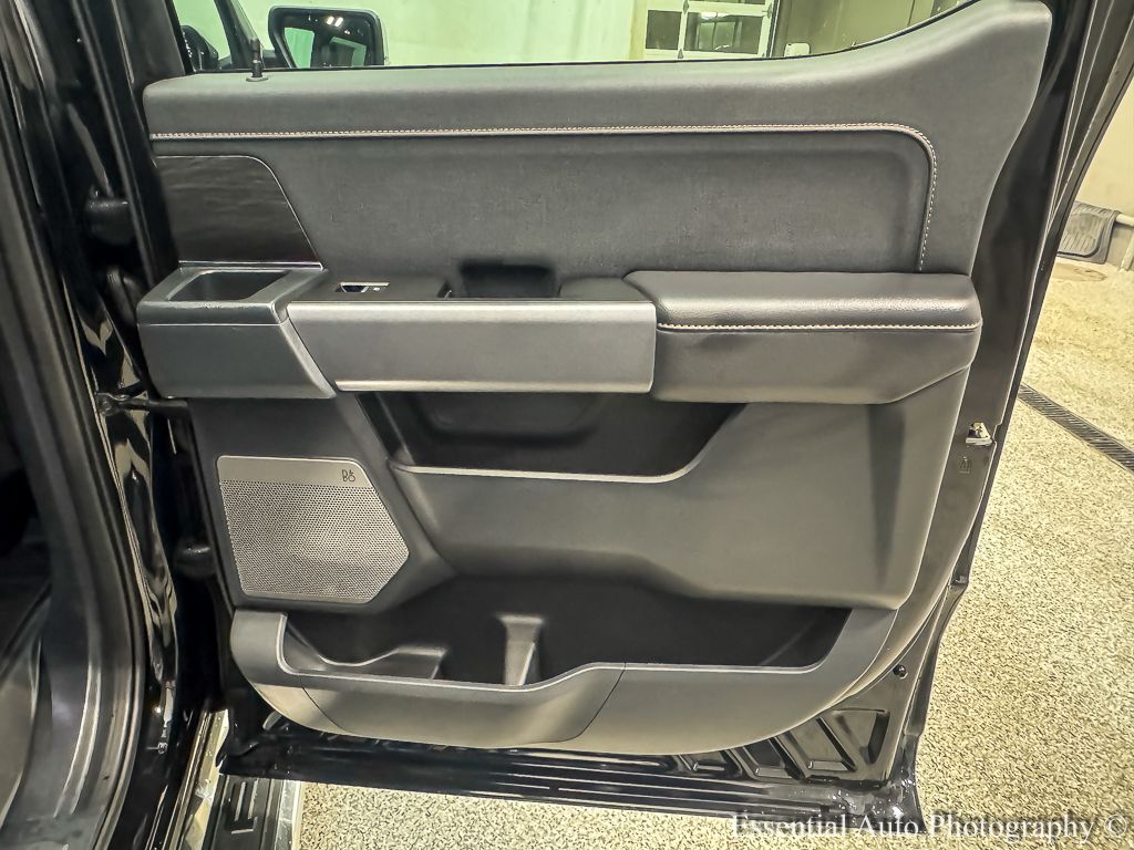 2025 FORD F-150 - Image 24