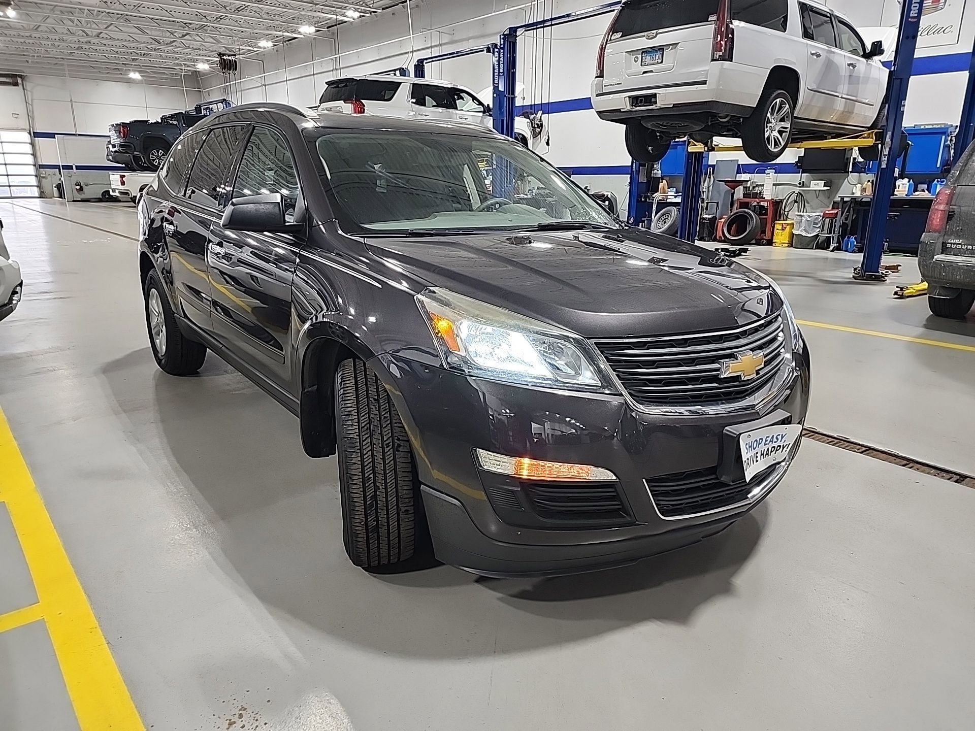 Used 2013 Chevrolet Traverse LS with VIN 1GNKVFKD4DJ248546 for sale in Crystal Lake, IL